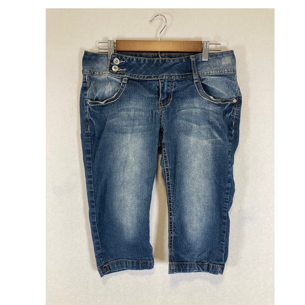Y2K Mudd Women 13 Blue Denim Capri Cropped Jeans Double Button Back Flap Pockets
